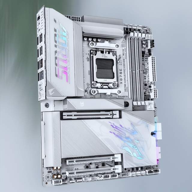 雙十二電競裝機：技嘉板U組合助你幀率拉滿！