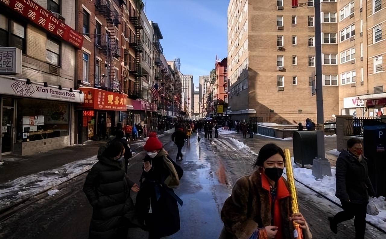 原創美國華裔二代坦言，看到中國發展這麼好，父輩移民已經破防了