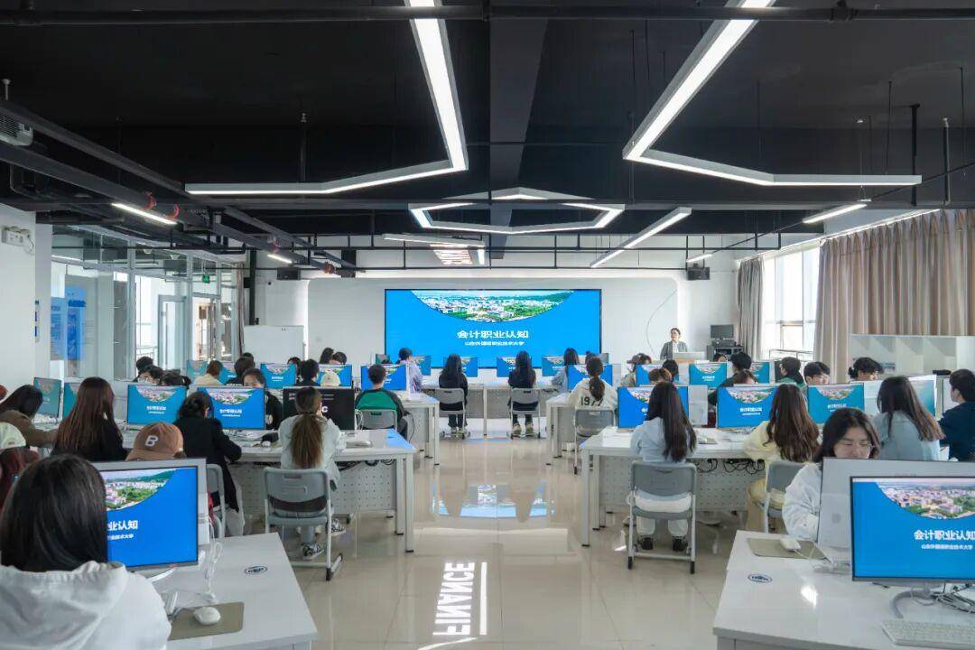 山東外國語職業技術大學招聘33名教師！