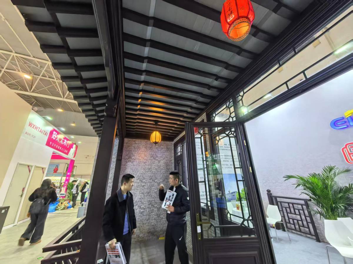 年輕人裝修愛上覆古範兒，來感受武漢整裝家居展上的庭院風