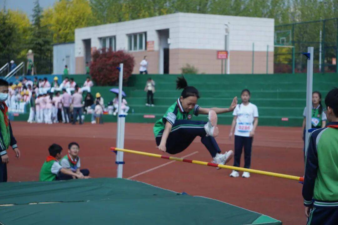 原創臨沂第六中學太原路校區小學部舉行2026年春季運動會