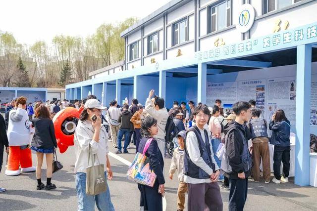 絕美杏花大道上線！拍照點位速速收藏！