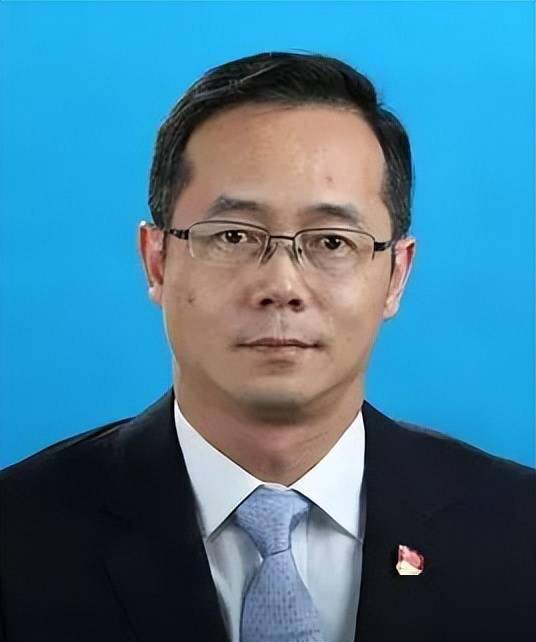 新大學，首任書記、校長亮相！