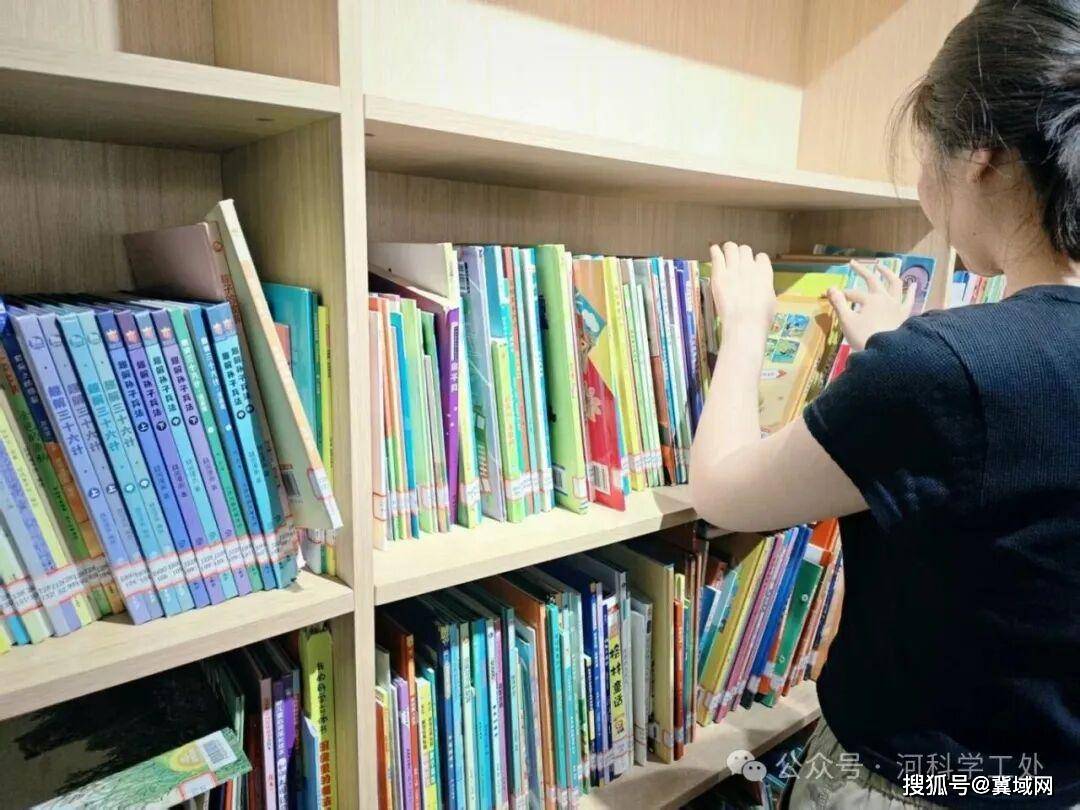 河北科技學院暑假大學生“返家鄉”社會實踐活動紀實報道