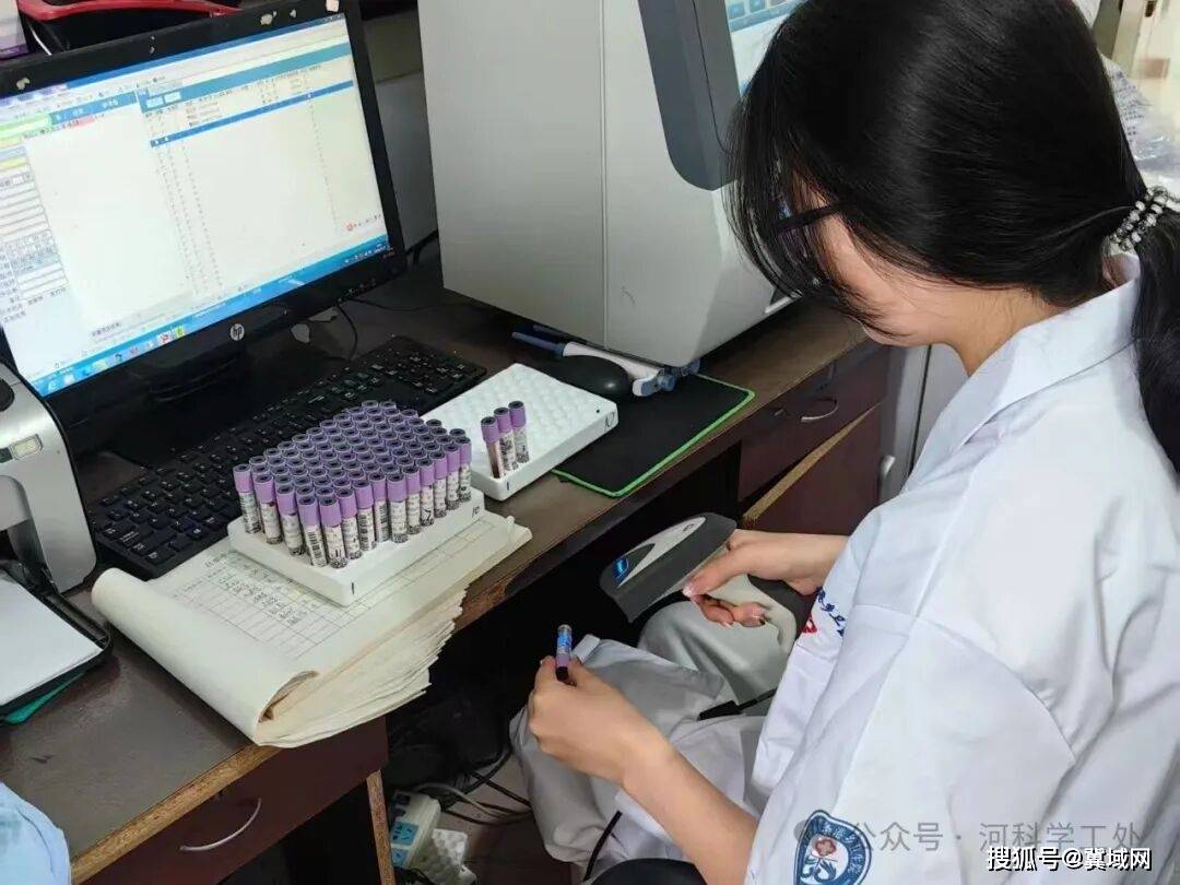 河北科技學院暑假大學生“返家鄉”社會實踐活動紀實報道