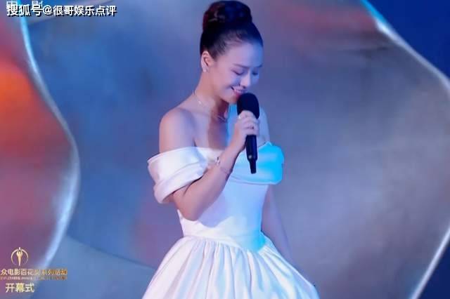 原創36屆百花獎開幕式雙美同臺，劉浩存紅裙舞蹈出圈，馬思純跨界合唱溫柔盡顯