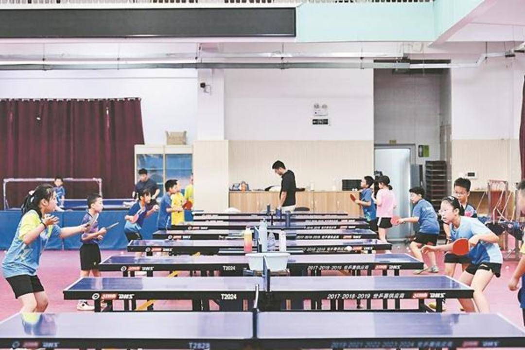 “國企運營+教育服務”模式破解假日看護難題