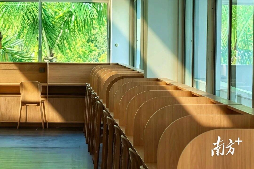 惠州市圖書館自習區試執行，100+學習座位等你來