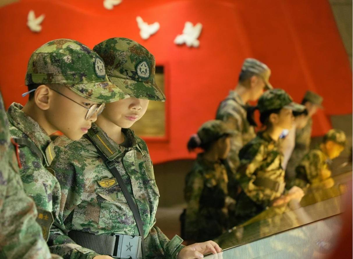國防教育夏令營 軍營課堂見證軍娃別樣成長