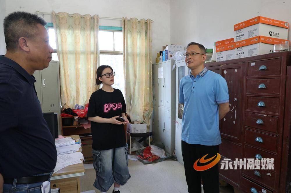 毛政調研農村學校教育工作