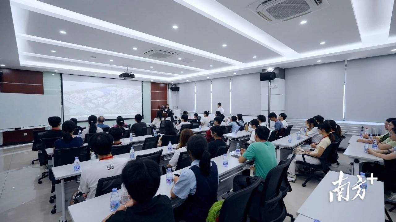 在校大學生成企業“座上賓”！潮州舉辦人才“歸潮”活動