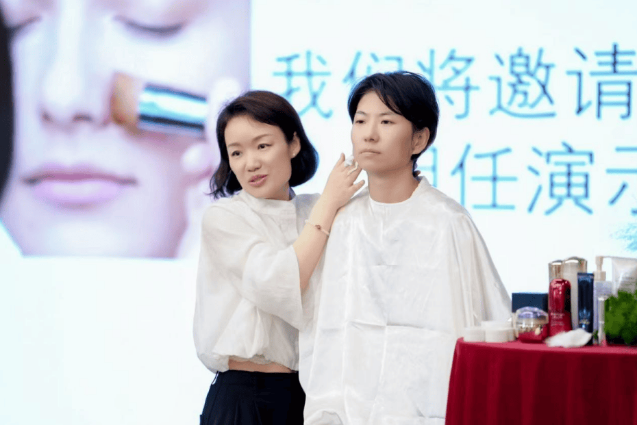 律致鋒芒，肌愈初秋——《健康與美容》攜手資生堂走進盈科律所，賦能律政女性美學新姿