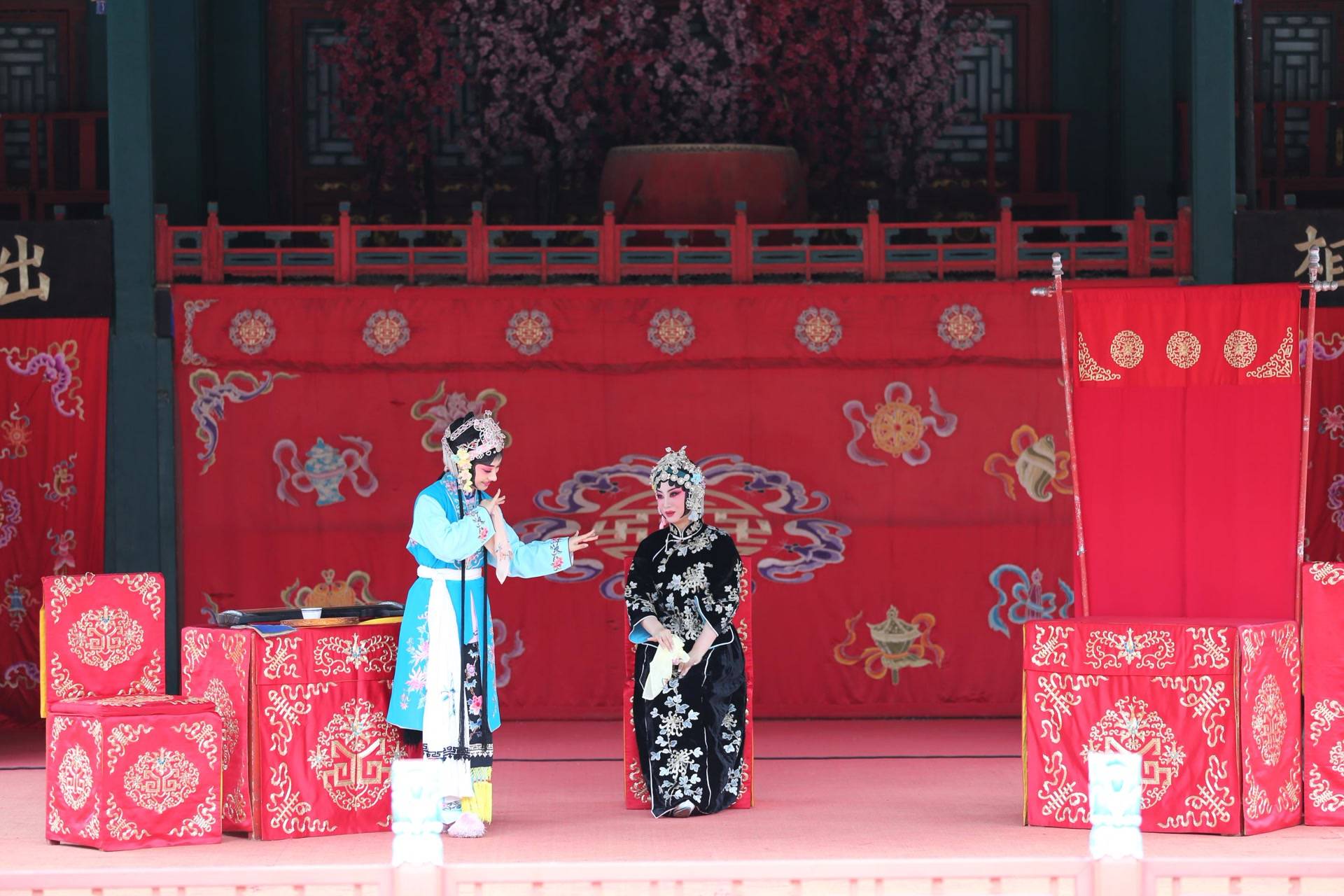 2026北京公園藝術季：百年戲樓響起河北梆子，遊客沉浸式體驗戲劇魅力
