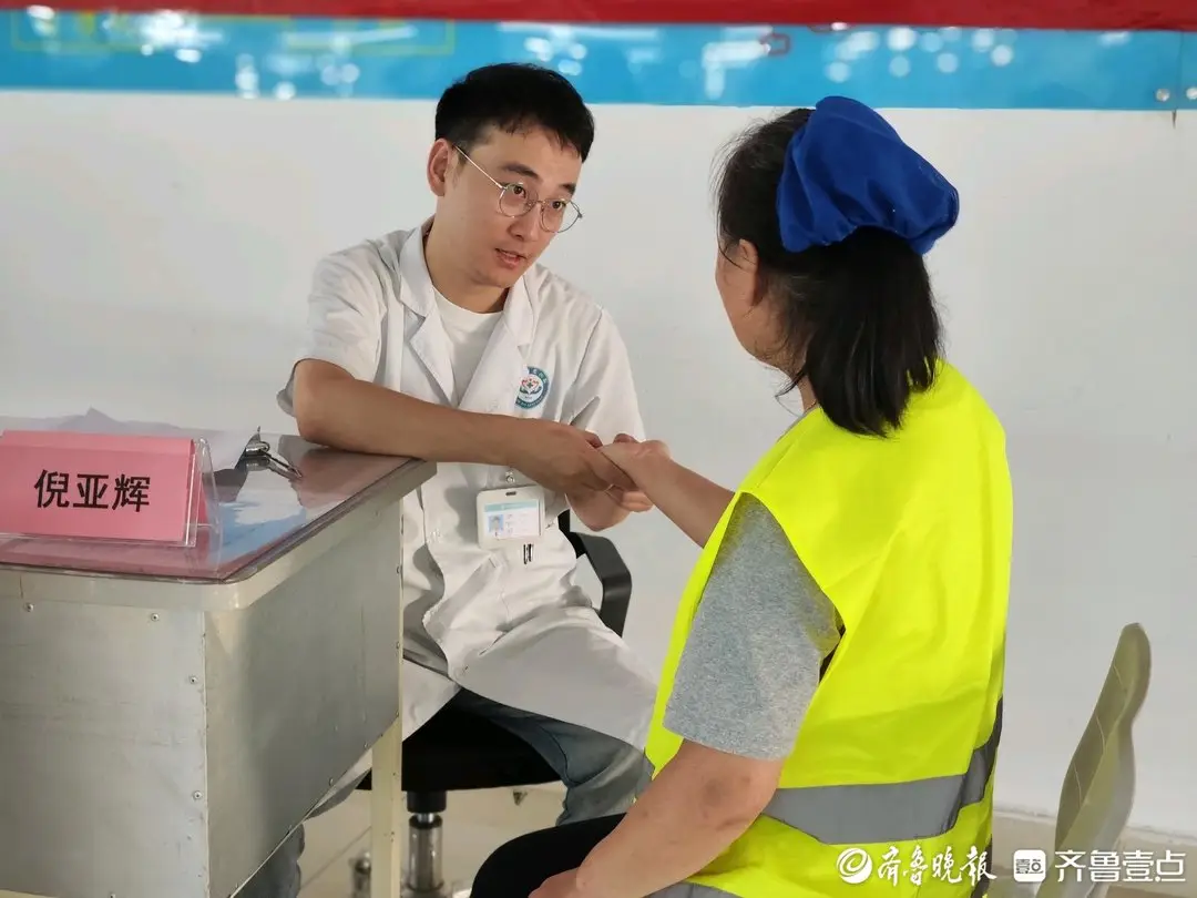 把健康送到生產線 菏澤博愛醫院關愛女性手部健康