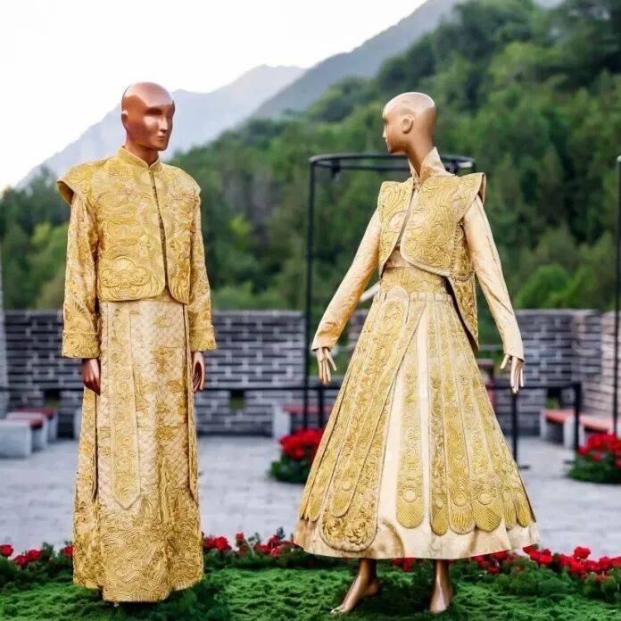 千年雄關 × 絕美刺繡！2026年秋季北京時裝週新聞釋出會暨郭培居庸關長城高定藝術釋出活動舉辦