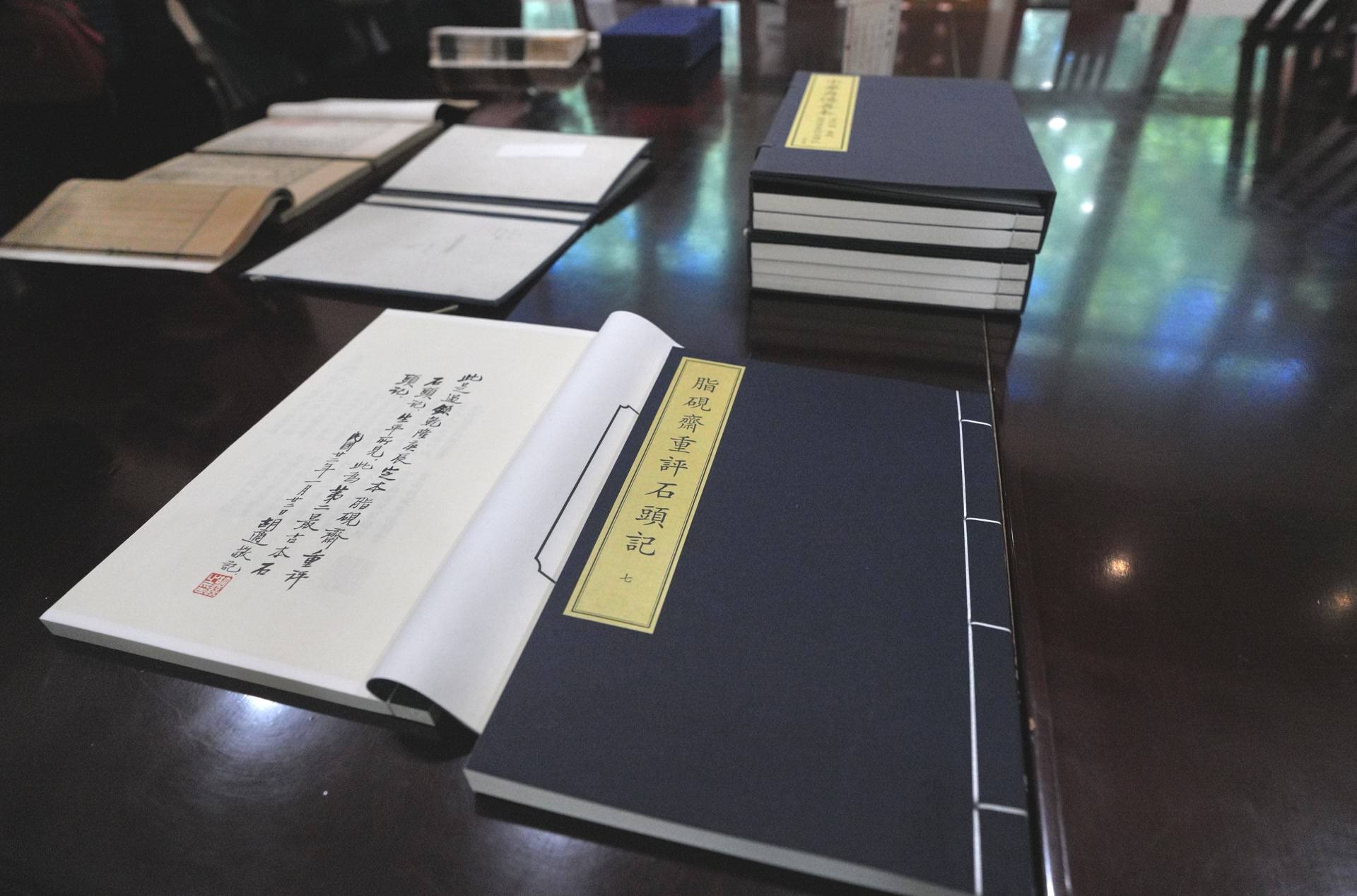 校館絃歌系列｜北大圖書館藏書量居全國高校之首！走進北大“一塔湖圖”的“圖”
