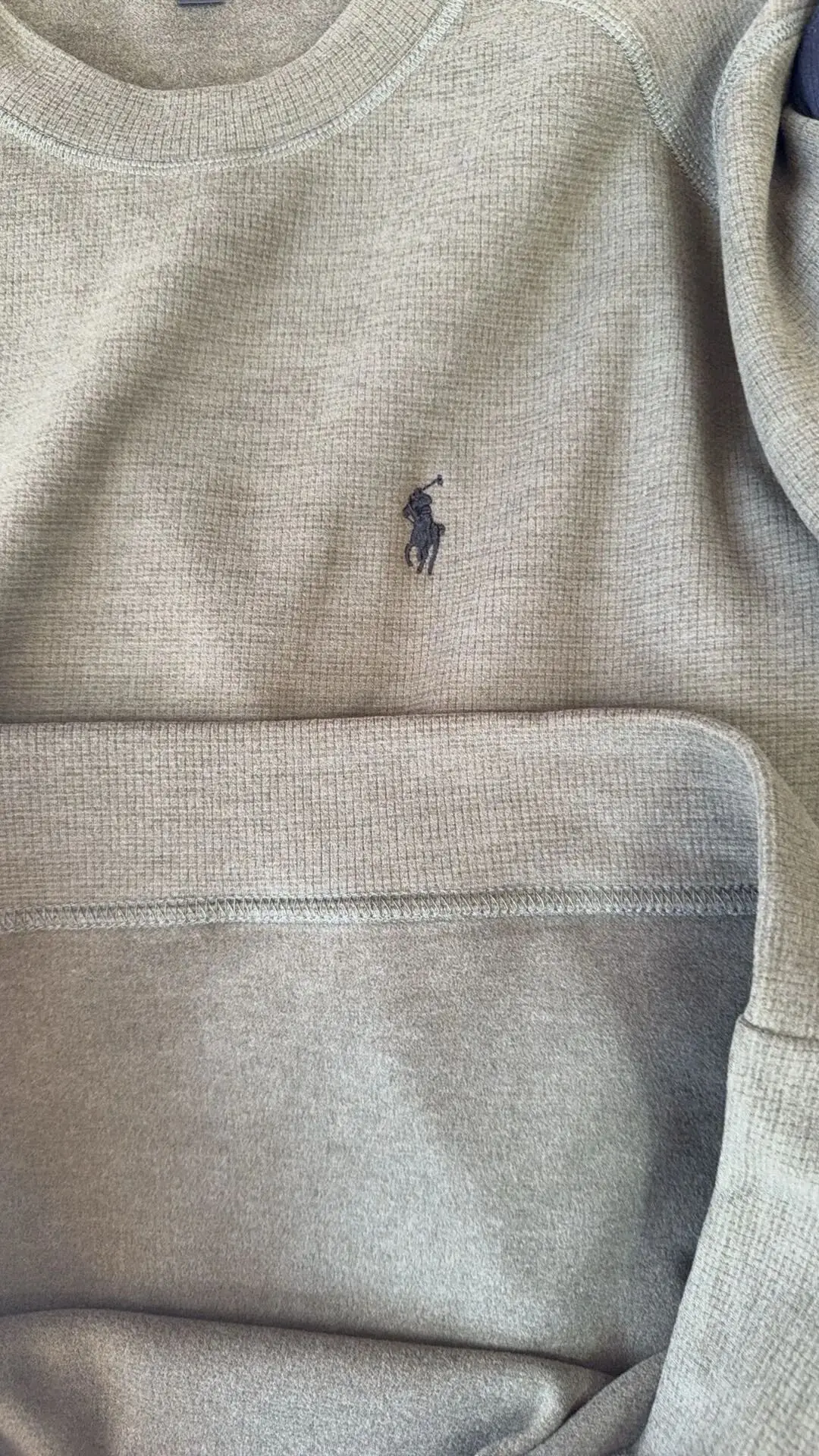 拉*夫同款刺繡圓領華夫格衛衣，男士衣櫃裡的經典款！