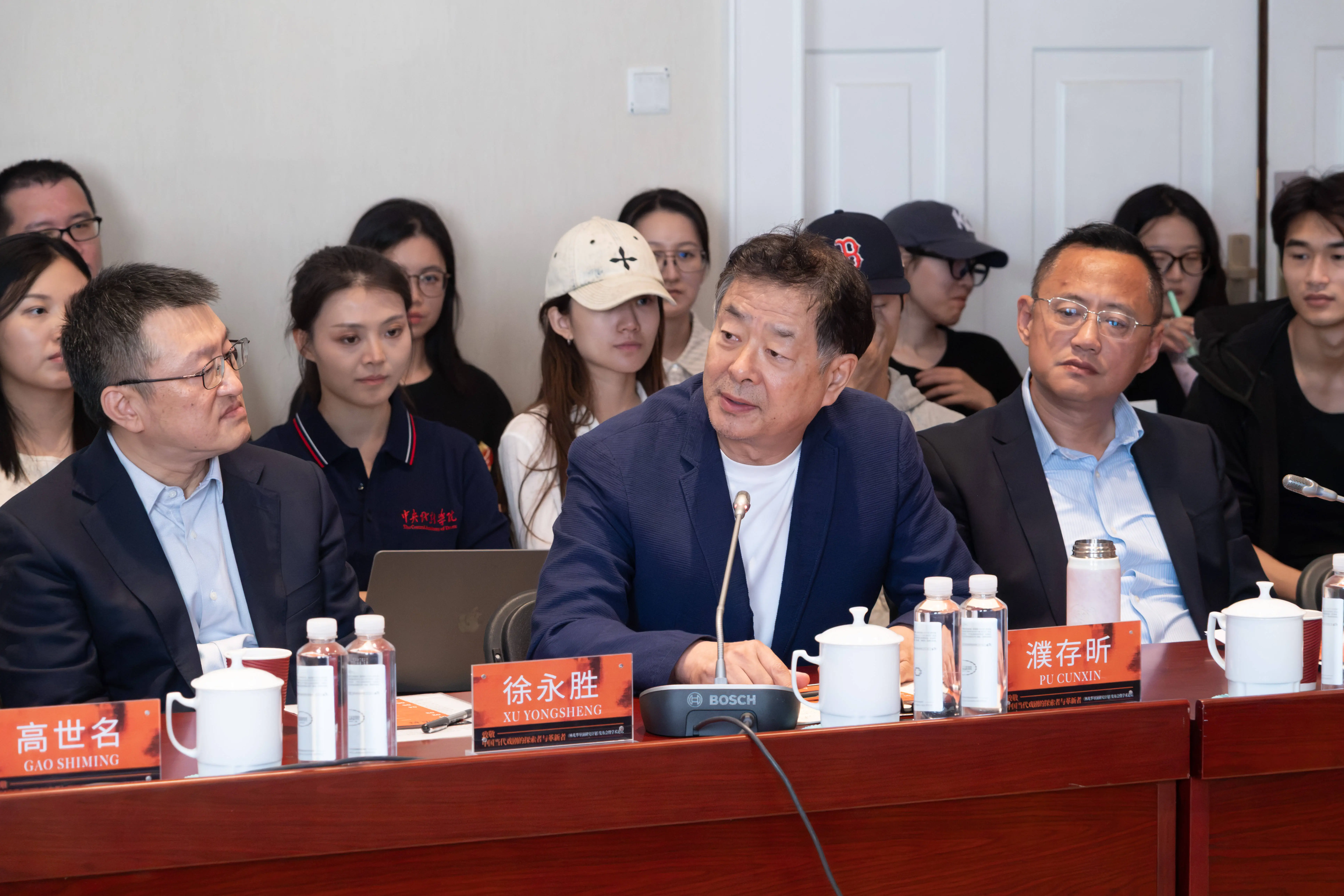 聚焦本土戲劇理論建構，《林兆華導演研究計劃》正式釋出