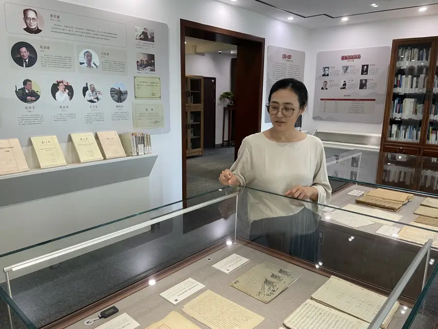 復旦圖書館用“寶藏藏品”為學生鋪就獨特成長路｜校館絃歌